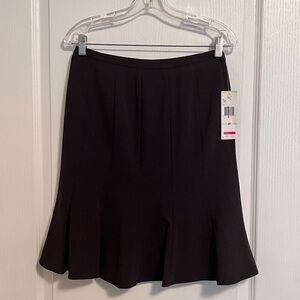 NWT Jones New York skirt Sz 4p